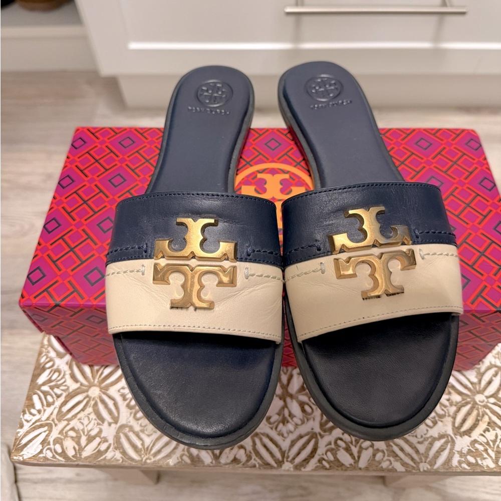 EUC Tory Burch Leather Everly Slides Navy/Cream